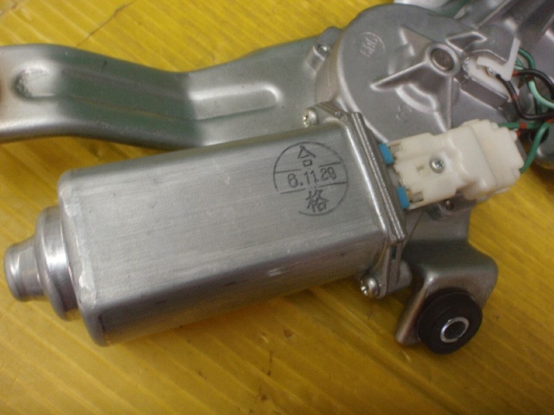 Unknown - Honda Motor Co., Ltd. - Odyssey (RB1) genuine rear wiper motor part