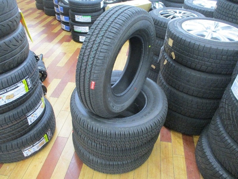 195/80R15 Bridgestone 6/139.7 2020 4本 10分山 ブリザック 在庫あり 4本 国内正規品 195/80R15 107/105N VL10 BLIZZAK
