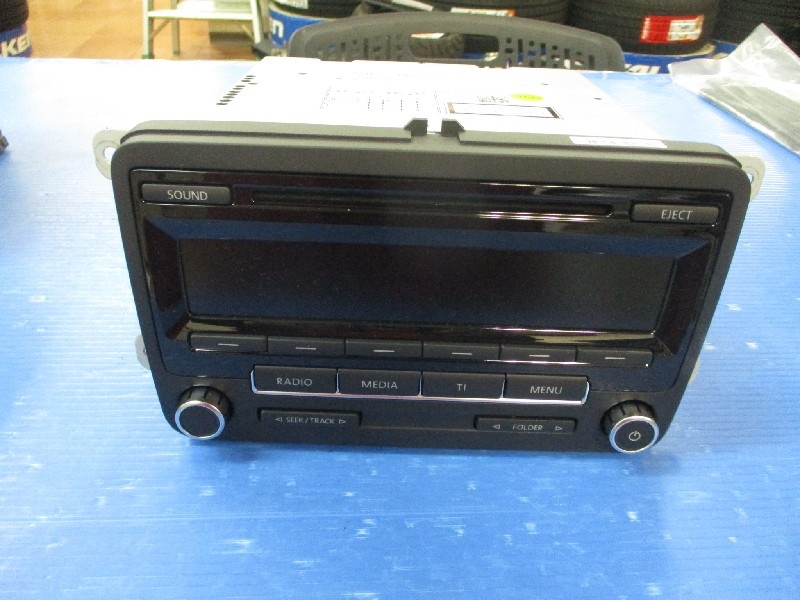 Volkswagen - Junk! Polo Genuine CD Deck