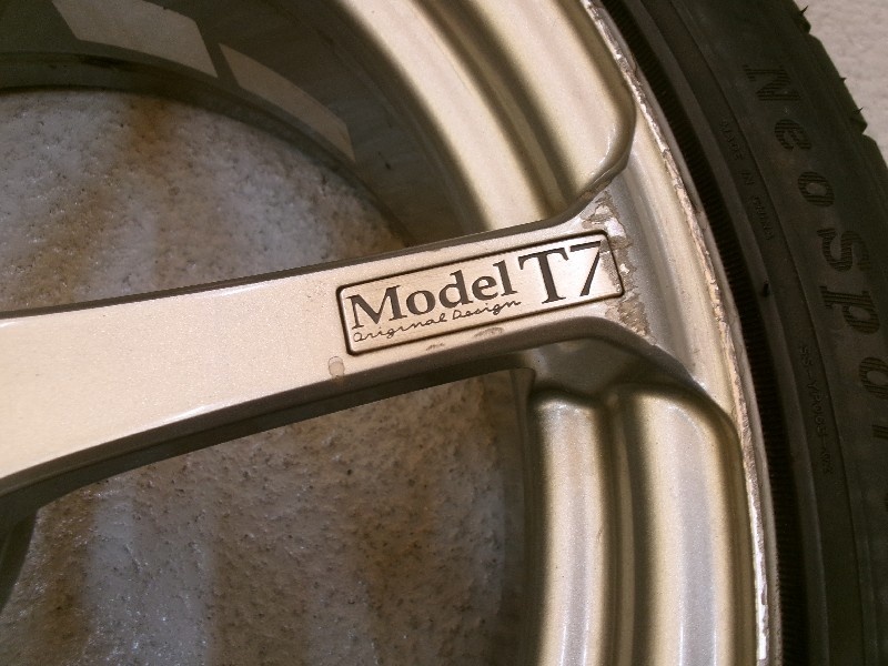 AVS モデルT7 18インチ　4本セット　ADVAN Yokohama - AVS model T7/NL 18 inch set of 4 - Nengun Performance