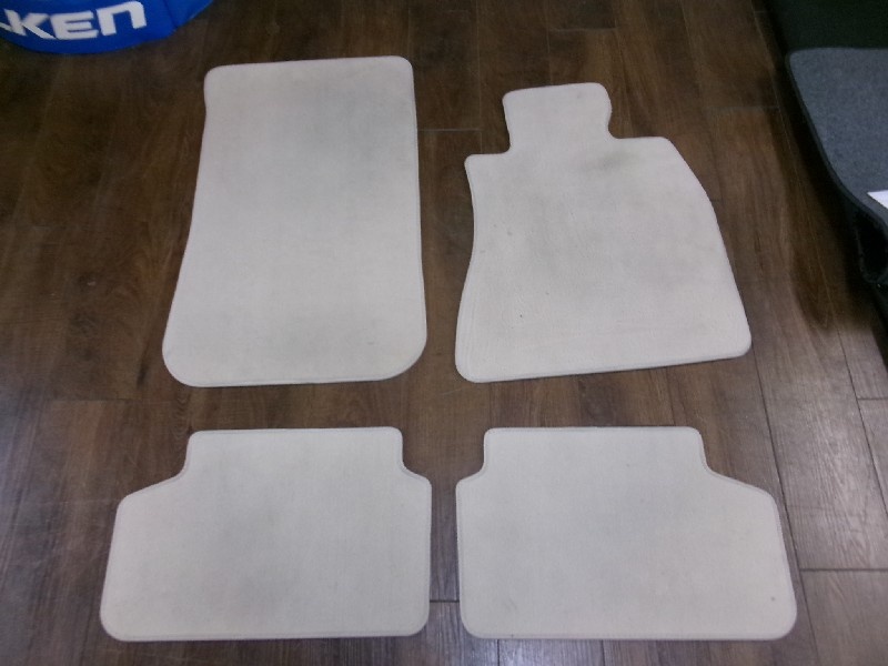BMW - Used BMW 523d Touring Genuine Floor Mat