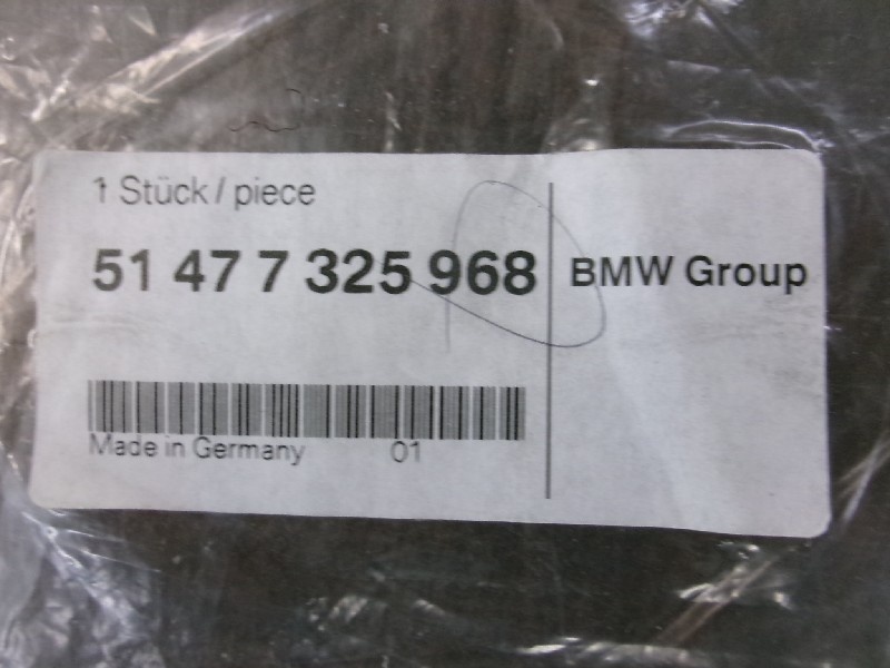 BMW - Used BMW 523d Touring Genuine Floor Mat