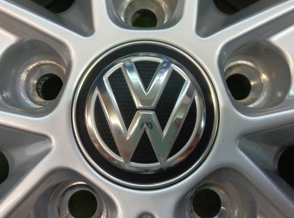 Volkswagen 15インチホイールセット Volkswagen - Set of 4 VW genuine option 15-inch wheels - Nengun