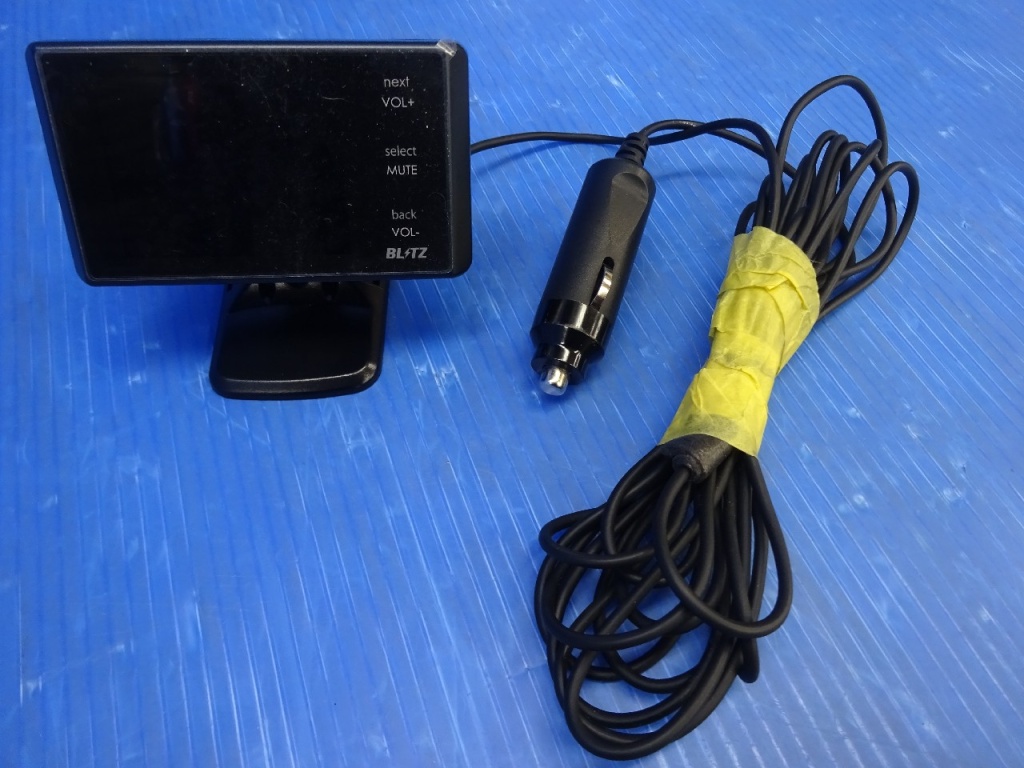 Blitz - 2.4-inch radar detector (TL241R) - Nengun Performance