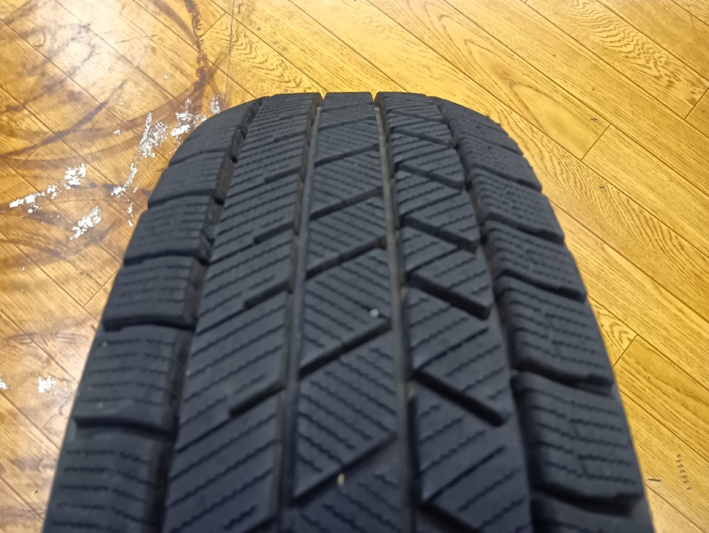 BRIDGESTONEBLIZZAK VRX3 175/65/15 2本2024 imgrc0104097333.jpg