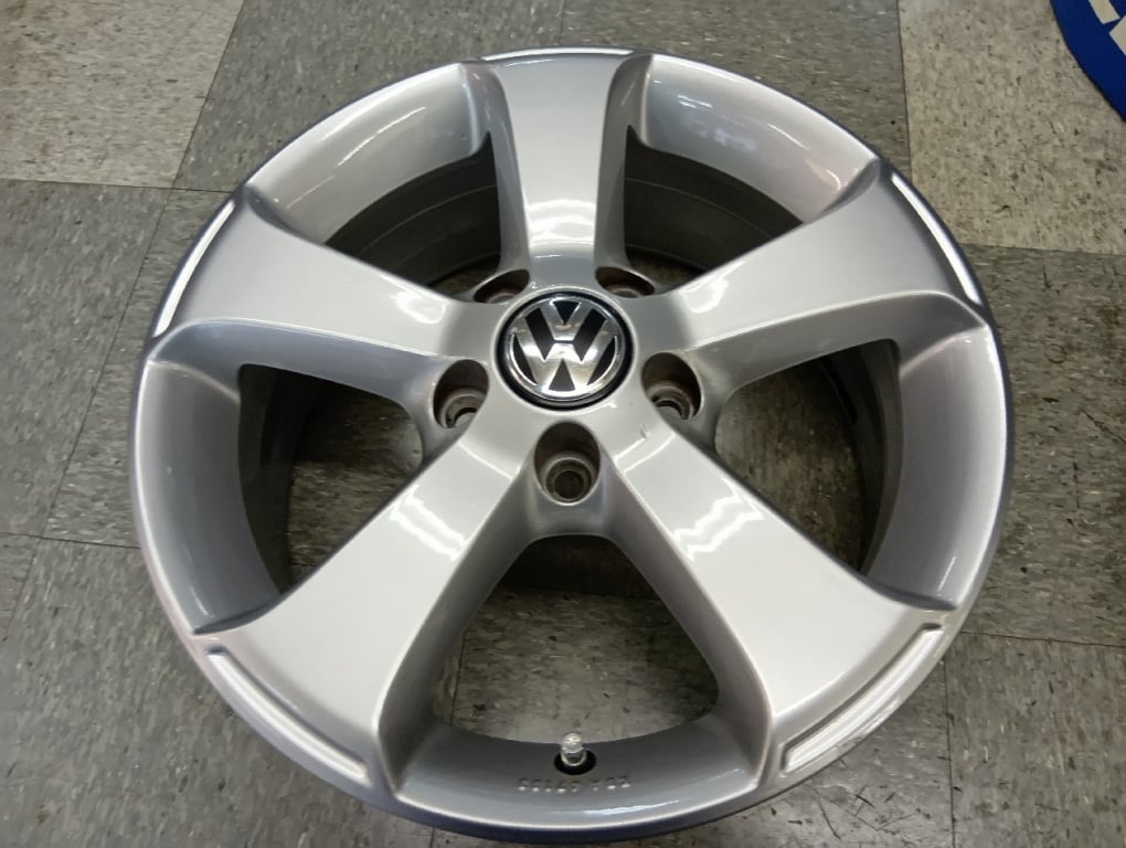 Volkswagen - Touran genuine/16 inch aluminum wheel set of 4
