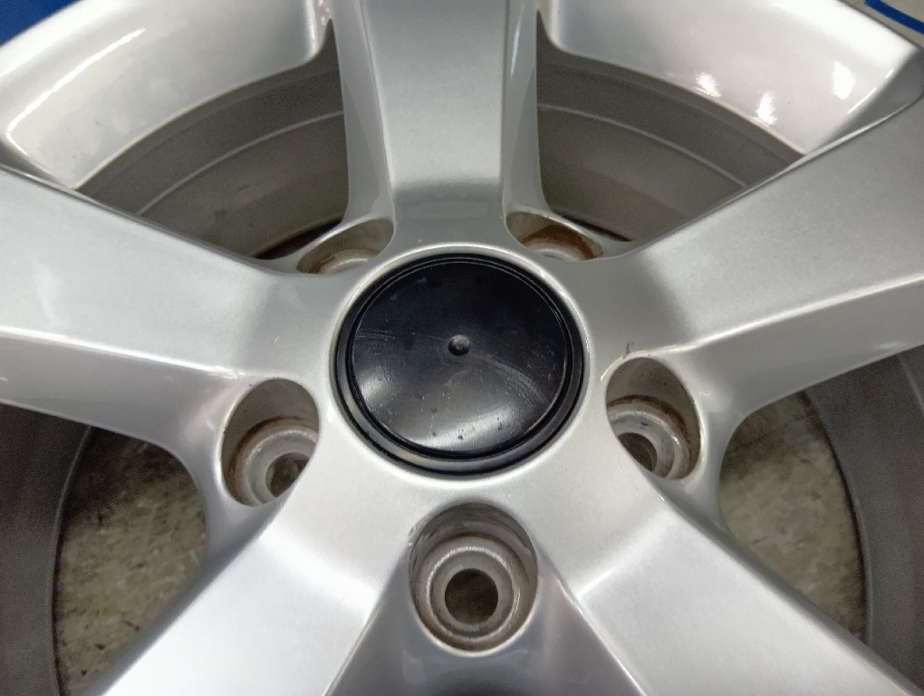 Volkswagen - Touran genuine/16 inch aluminum wheel set of 4