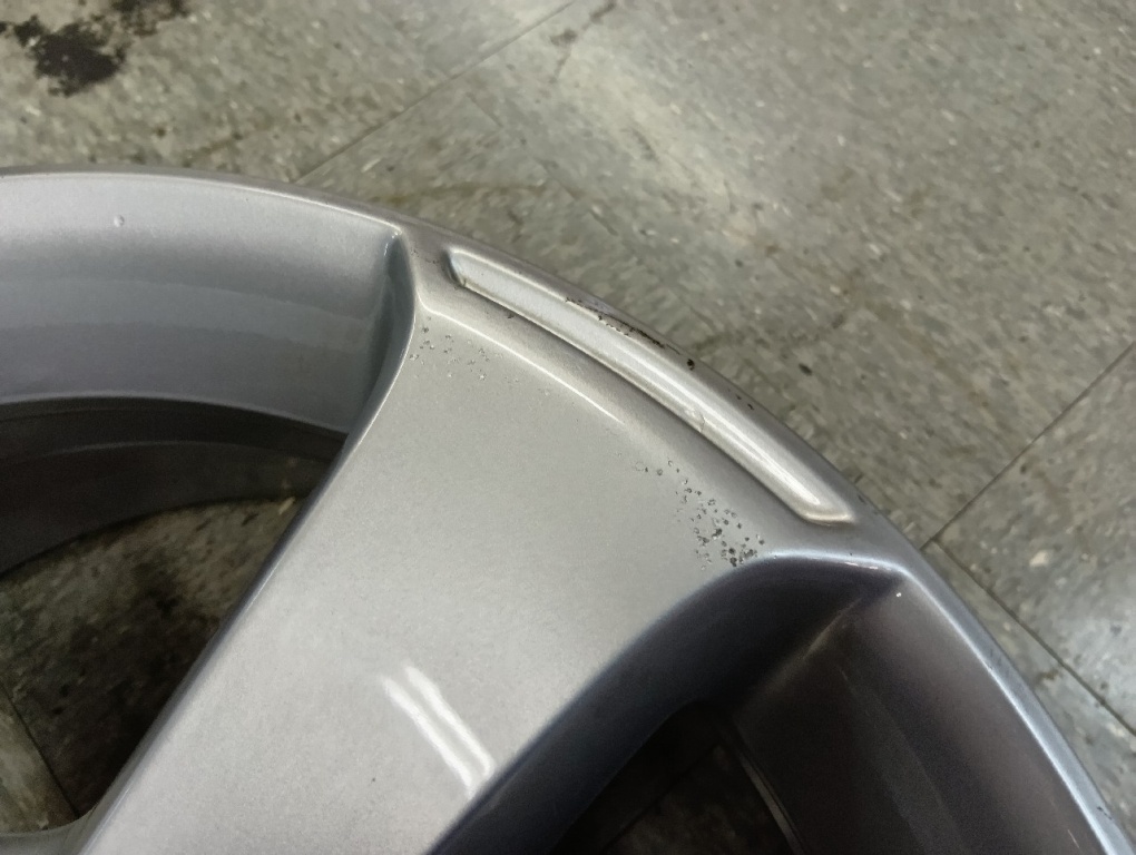 Volkswagen - Touran genuine/16 inch aluminum wheel set of 4