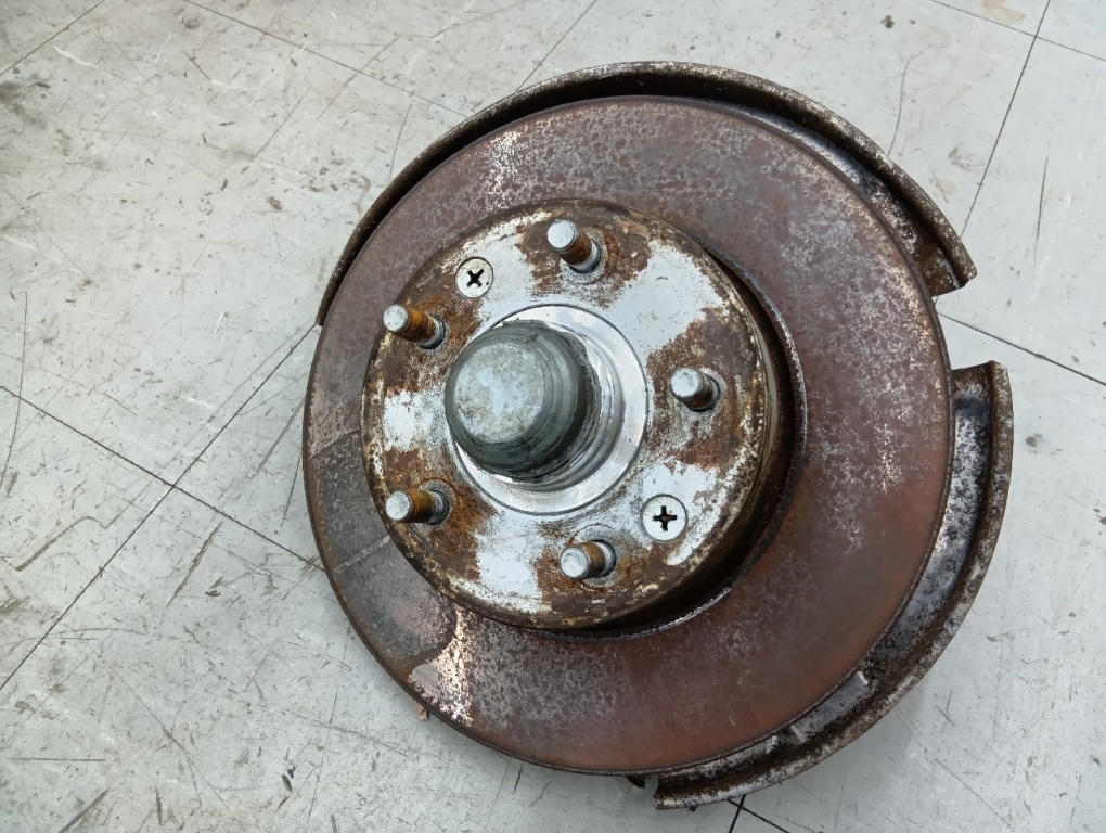 Mazda - FC3S F hub knuckle rotor set (right)