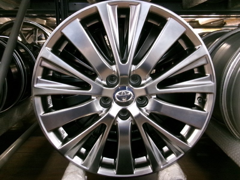 Unknown - Manufacturer unknown - Toyota OEM style / 19-inch wheel