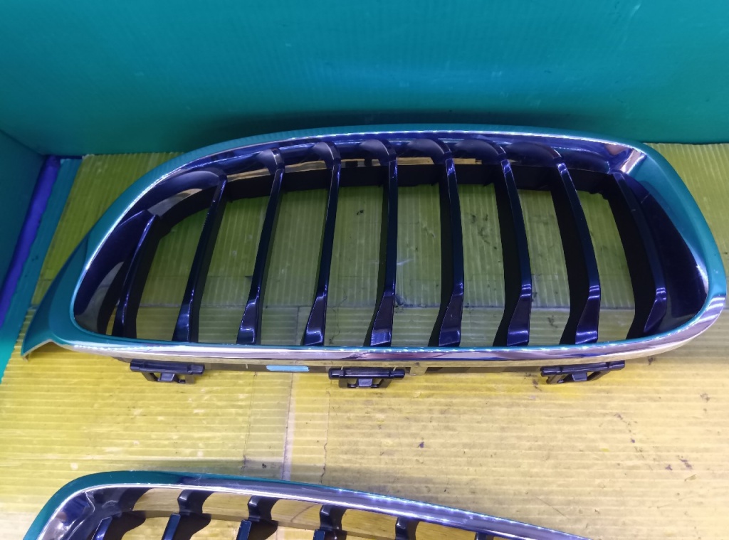 BMW - 4 Series (F32/36) genuine front grill