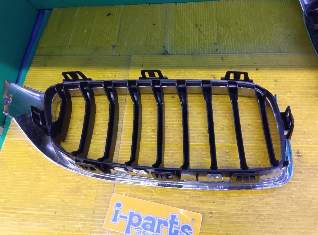 BMW - 4 Series (F32/36) genuine front grill