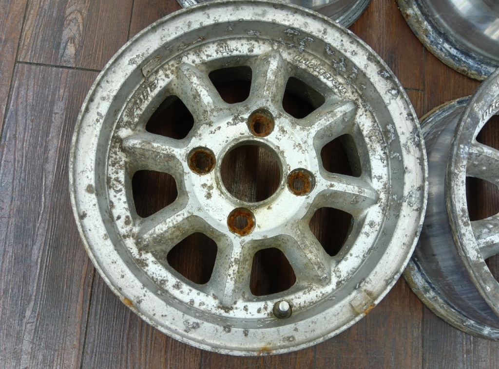 Bridgestone - Junk! Zona 13-inch wheels (4 wheels) - Nengun