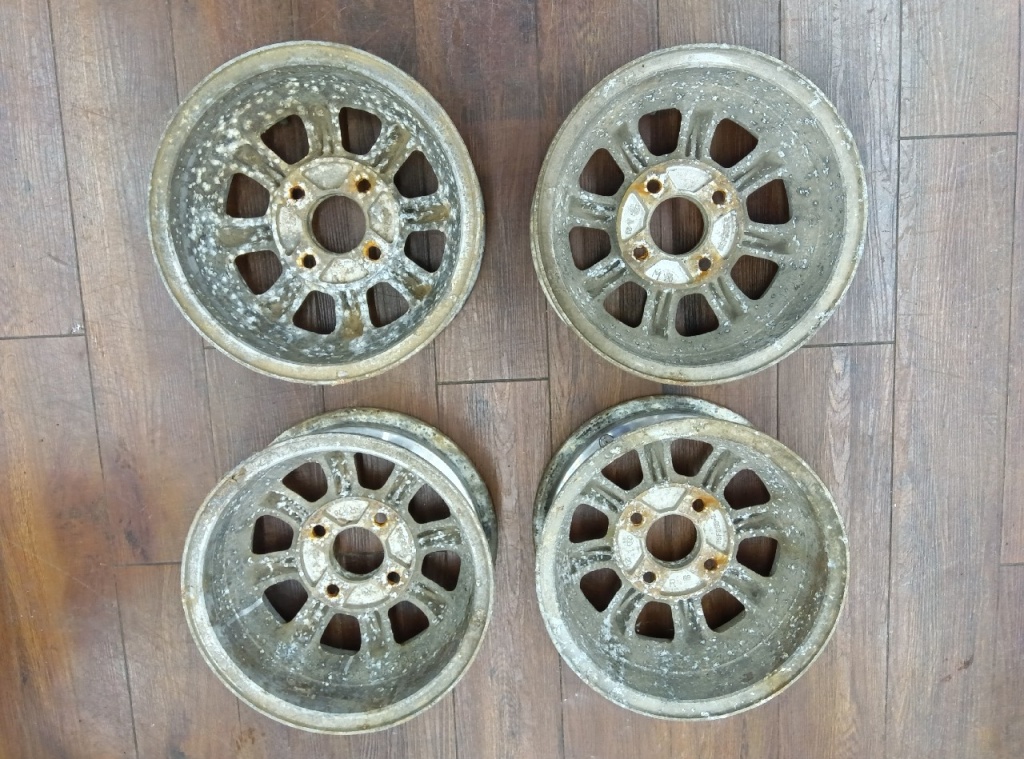 Bridgestone - Junk! Zona 13-inch wheels (4 wheels) - Nengun