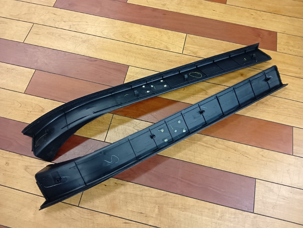 Nissan - Fairlady Z33 genuine scuff plates left and right
