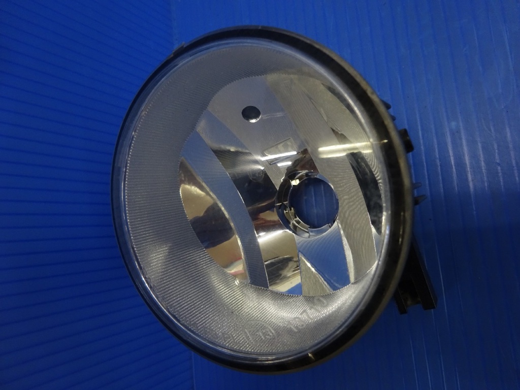 Nissan - Days (B21 series) genuine fog lights set (left and right)