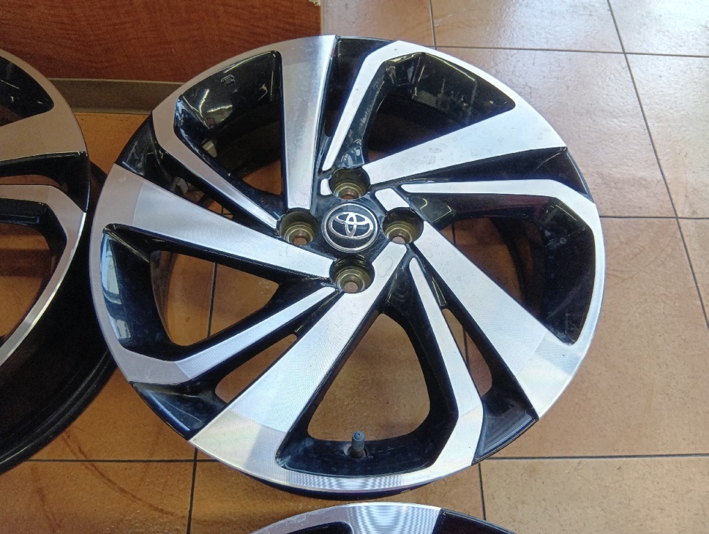 Toyota - Genuine Rise 17-inch wheels (set of 4) - Nengun