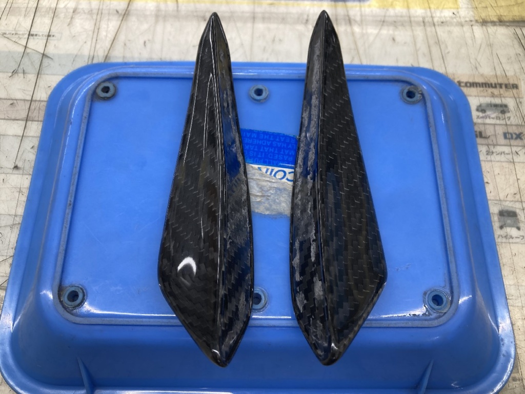 Unknown - Used! Universal carbon canards (small) left and right set