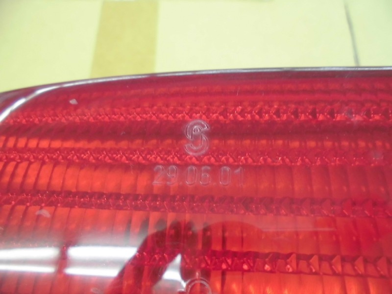 Volkswagen - Used! Genuine Passat (3BA series) taillights (left and right set)