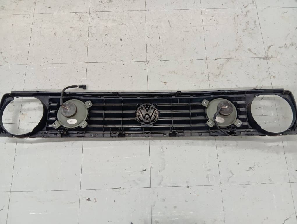 Volkswagen - Volkswagen Golf 2 Genuine Grille/Silver