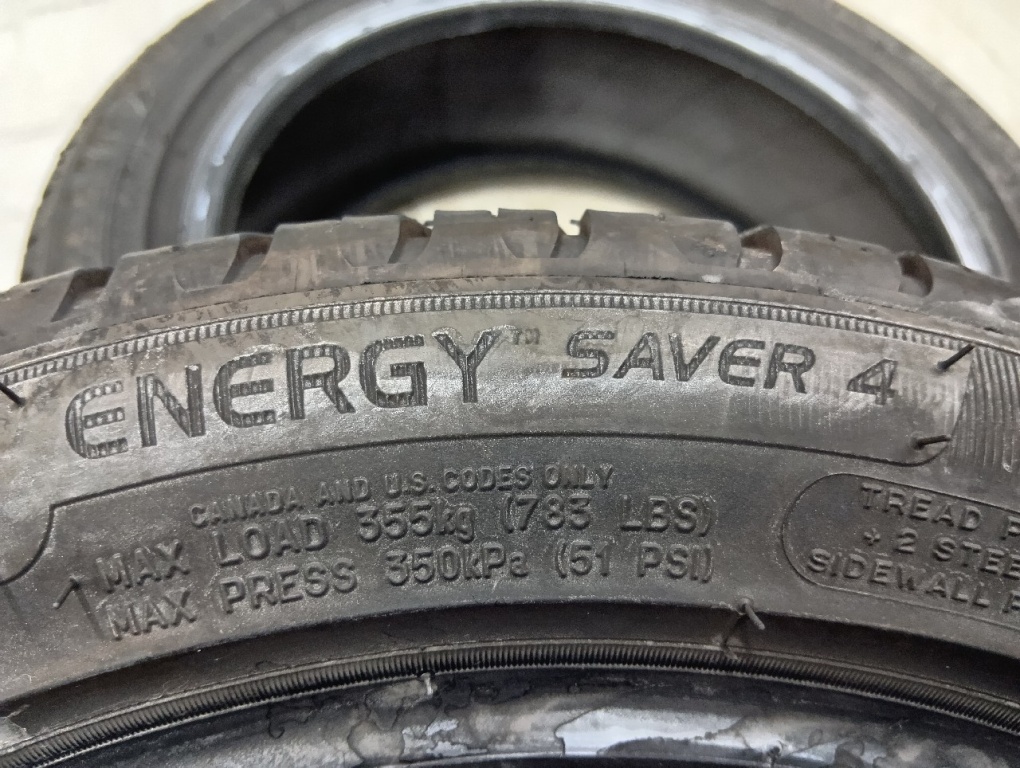 MICHELIN ENERGY SAVER　165/55R14 MICHELIN ENERGY セイバー4 165/55R14 72V｜うさマートジャパン