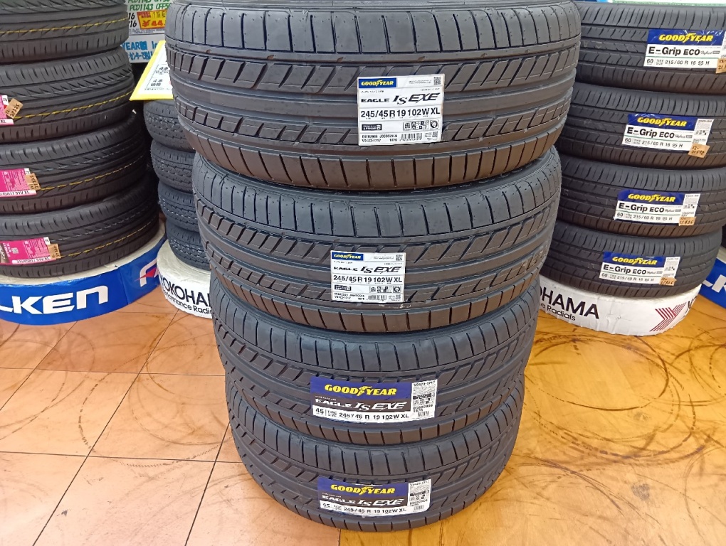 Goodyear - Set of 4 new EXE tires (245/45R19) - Nengun