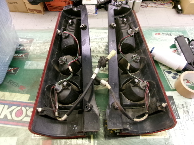 Mazda - Used! AZ Wagon (MJ21S) genuine tail lights (left and right)