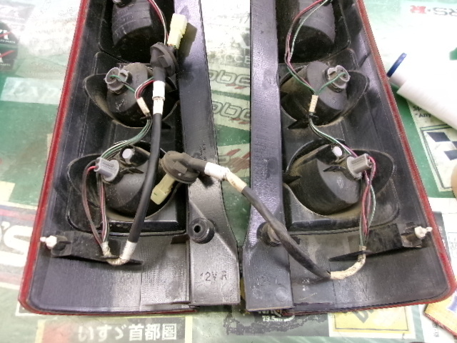 Mazda - Used! AZ Wagon (MJ21S) genuine tail lights (left and right)