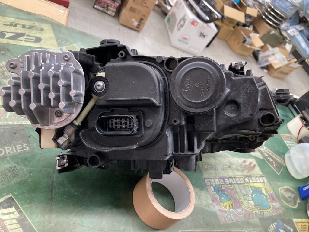 Volkswagen - Volkswagen Polo AW series genuine headlight (left only)