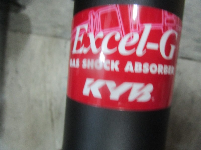 KYB - Sienta (NHP170) rear shock absorbers (2 pieces)