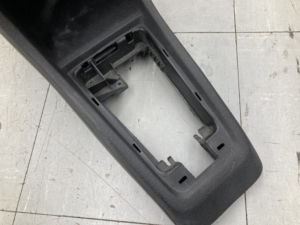 Volkswagen - Volkswagen Golf 2 Genuine Console/AT