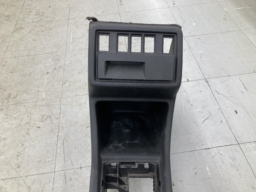 Volkswagen - Volkswagen Golf 2 Genuine Console/AT