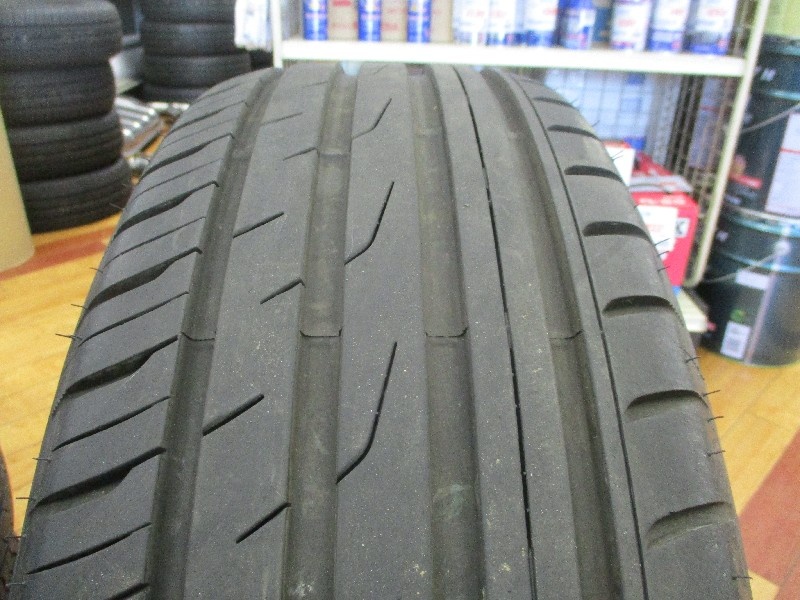 Toyo - Used PROXES tires (235/65R18) - 4 tires