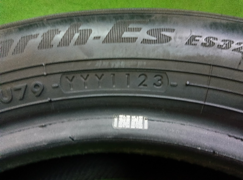 Yokohama - Used tires (175/60R15) 6-2 units