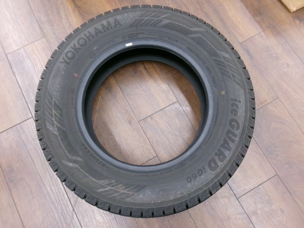 Yokohama - Used studless tires (185/70R14) - set of 2