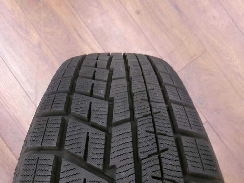 Yokohama - Used studless tires (185/70R14) - set of 2