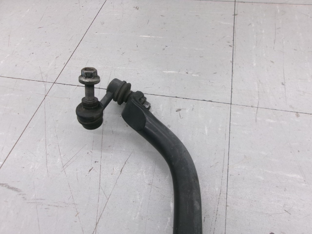 Unknown - Nissan Motor Co., Ltd. - Used! E26 Caravan genuine front stabilizer