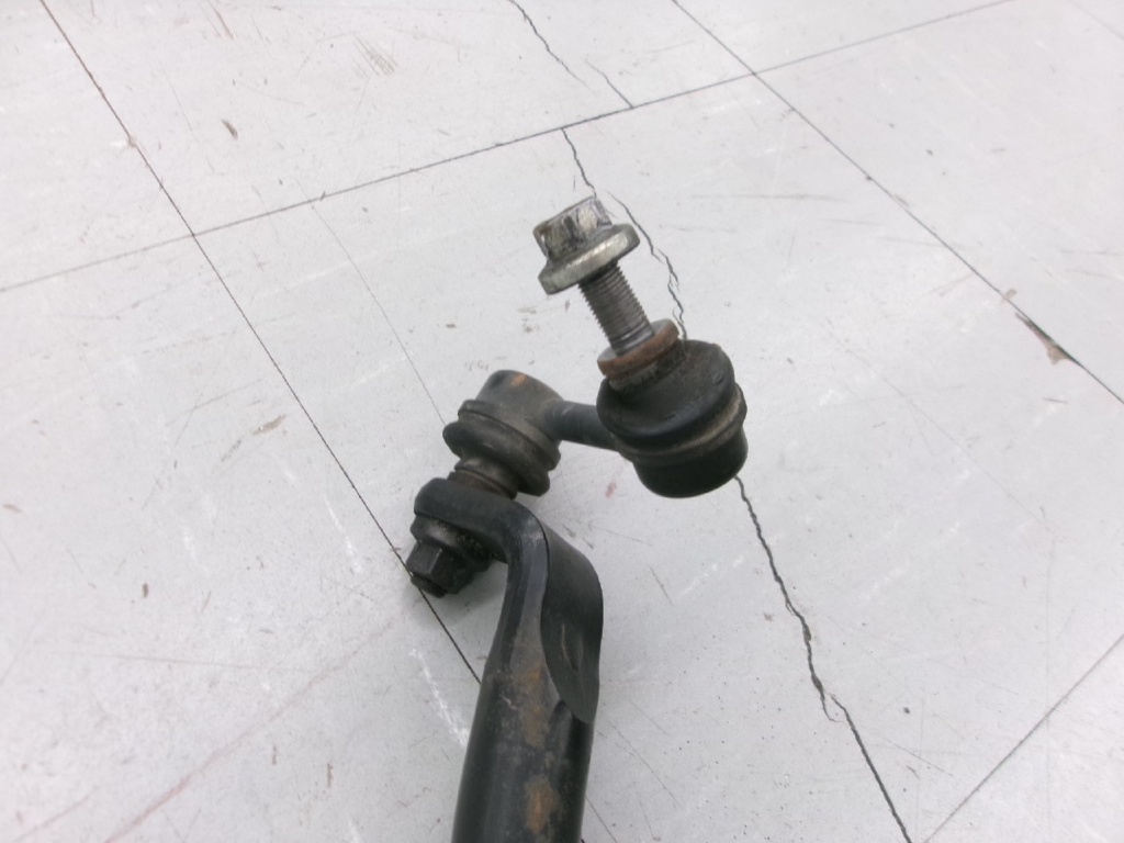 Unknown - Nissan Motor Co., Ltd. - Used! E26 Caravan genuine front stabilizer