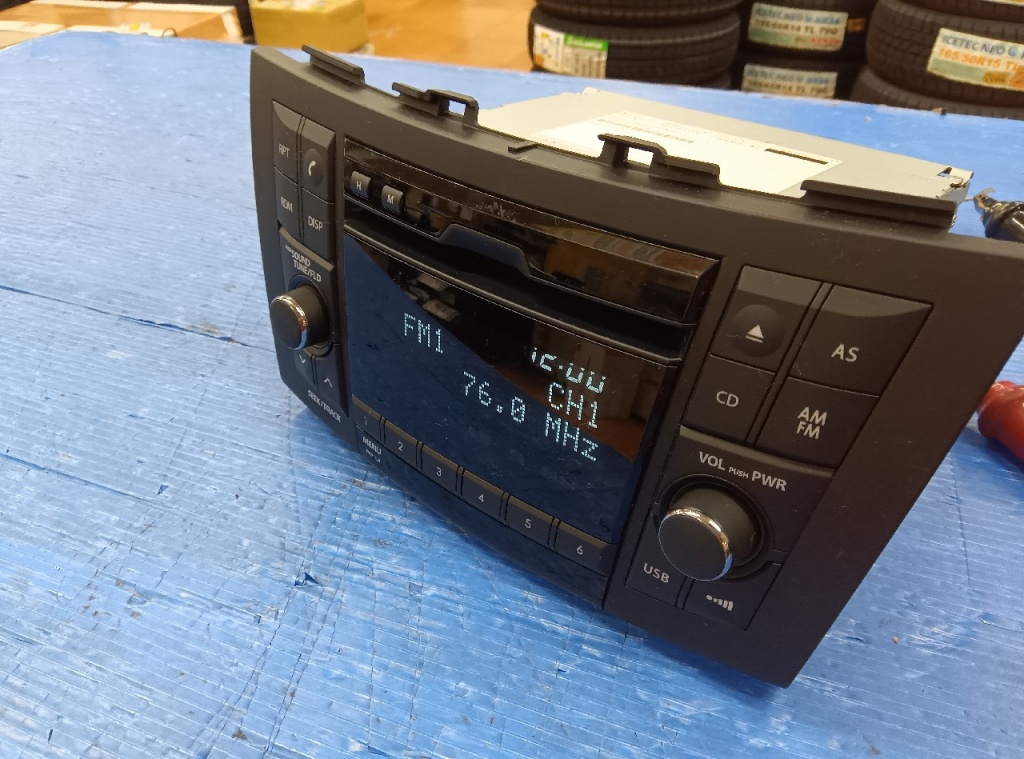 Suzuki - Genuine CD deck for Swift (ZC72)