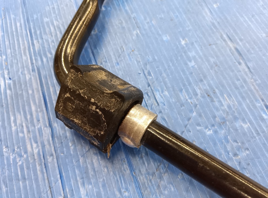 Subaru - Levorg (VN5) genuine rear stabilizer