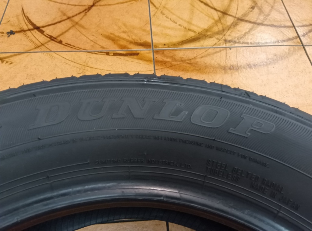 Dunlop - Used tires (195/65R16) 6mm x 2