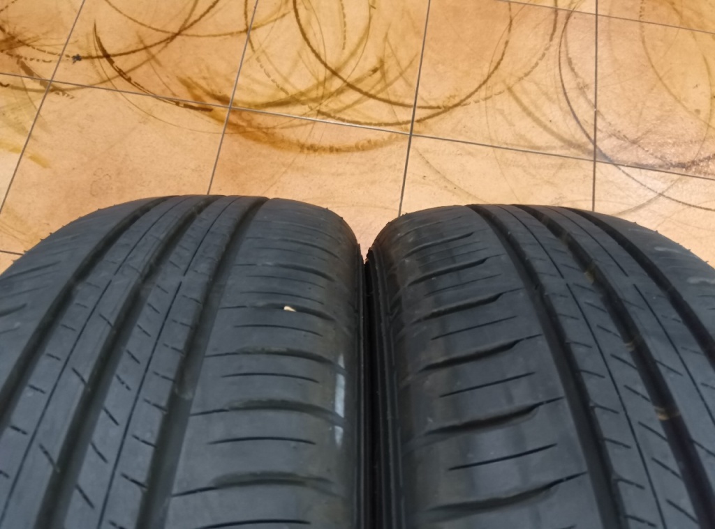 Dunlop - Used tires (195/65R16) 6mm x 2