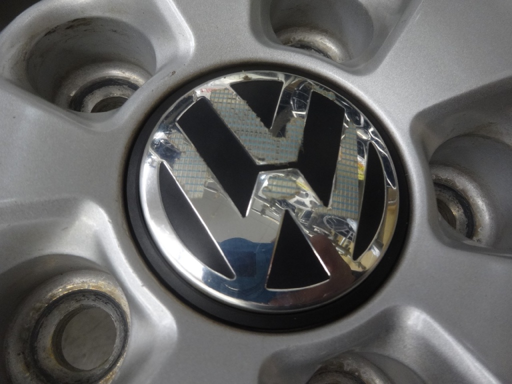 Volkswagen - VW genuine 16-inch wheels (set of 4)