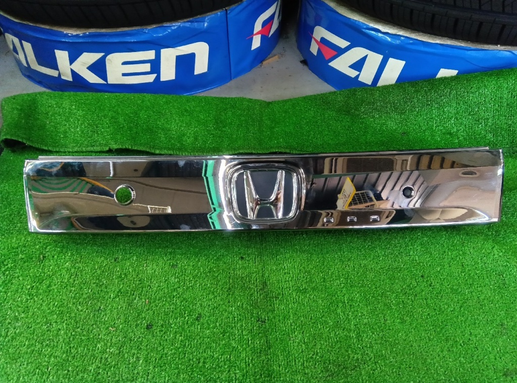 Honda - Genuine rear garnish for N-WGN (JH1) - Nengun Performance