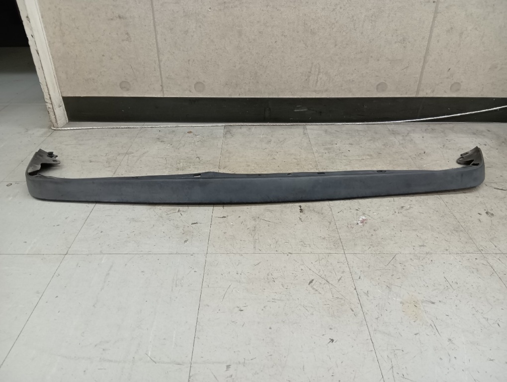 Volkswagen - Poor condition! Genuine Golf 2 front lip spoiler