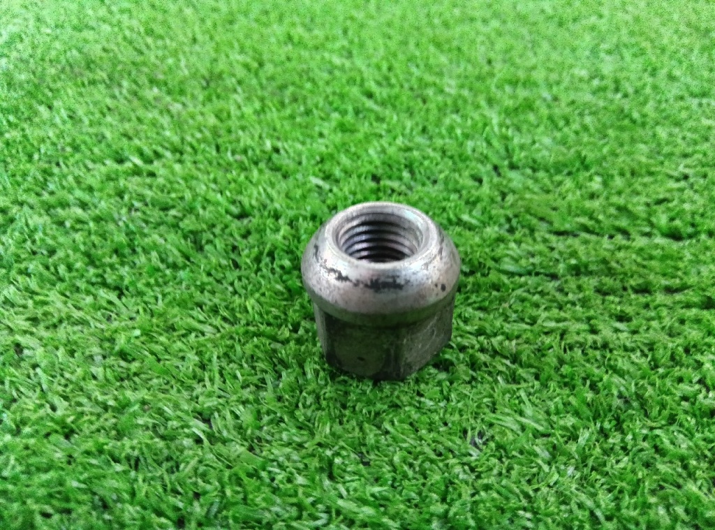 Honda - 16 Honda genuine through nuts (M12 x P1.5)