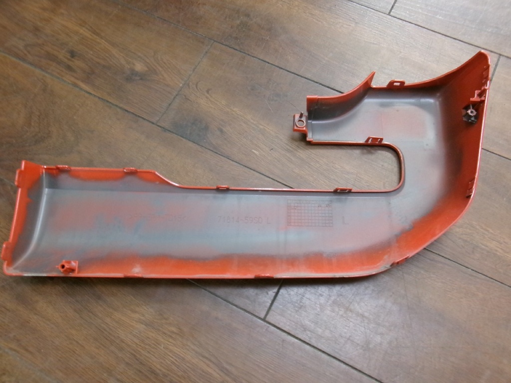 Suzuki - 2nd generation Hustler rear bumper garnish set (left and