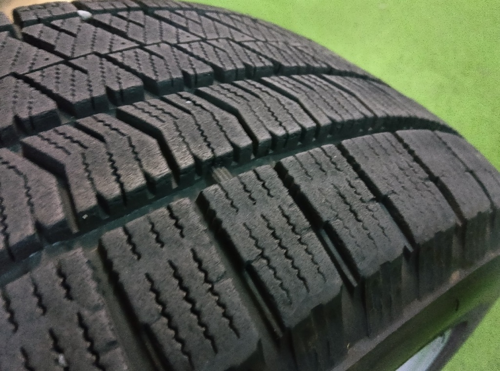 weds - JOKER/BS 17-inch studded tires (set of 4) - Nengun Performance