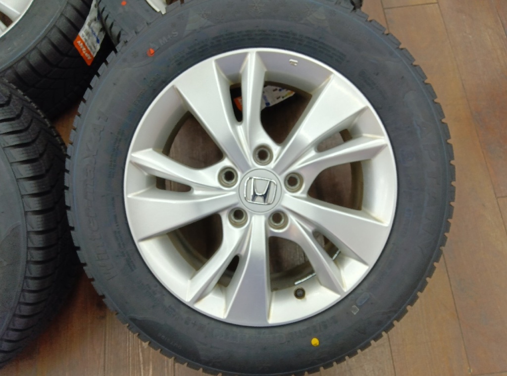 Honda - Genuine Vezel / New 16-inch studless tires (4 tires)