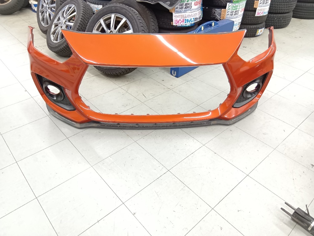 Suzuki - Genuine front bumper for Swift Sport (ZC33S) - Nengun